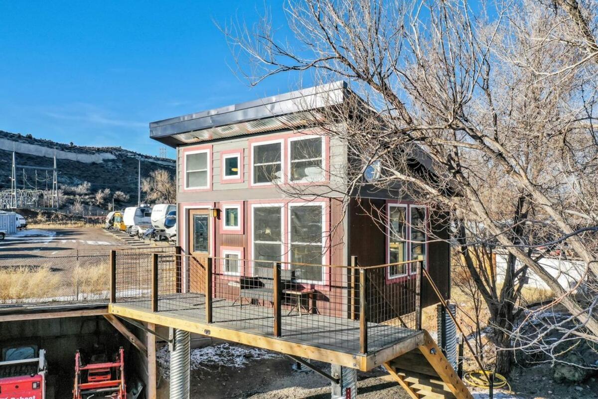 Red Rock Treehouse Unique In Old Colorado City كولورادو سبرينغس المظهر الخارجي الصورة